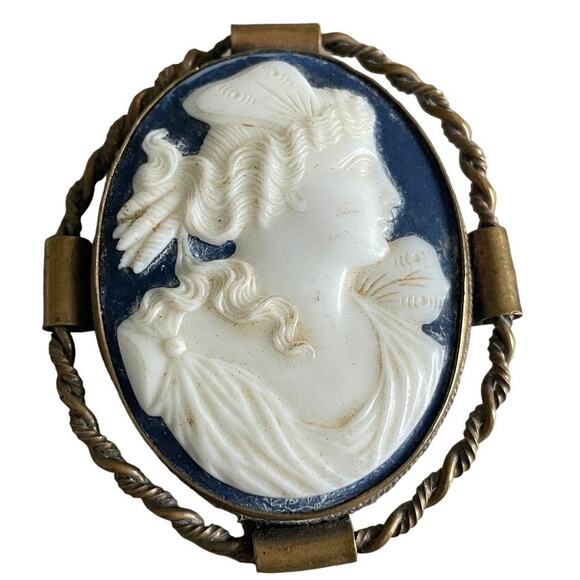 Antique Shell Carved Cameo Brooch of Godess Psyche Blue Background Large - Picture 1 of 6